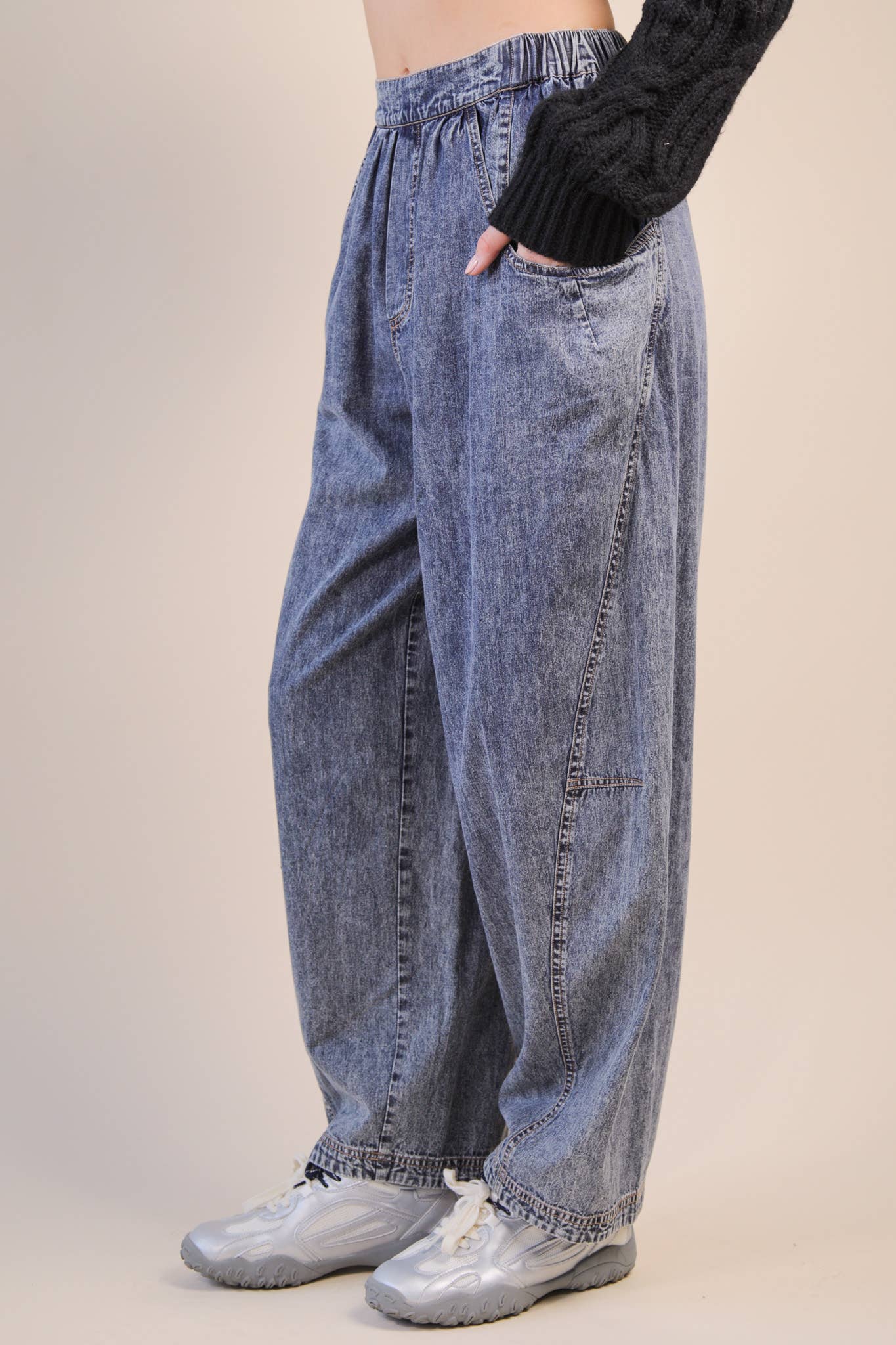 Indigo Drift Washed Barrel Jeans